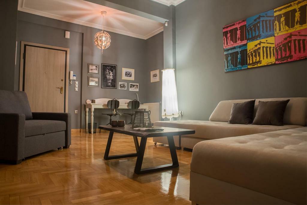 Apartamento Modern & Stylish Apt At The Heart Of Atenas Exterior foto