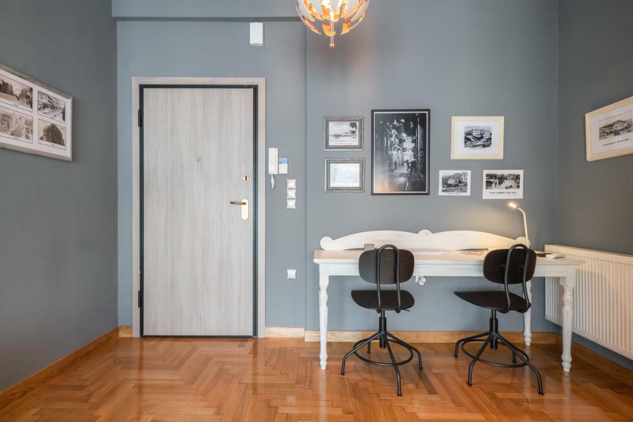 Apartamento Modern & Stylish Apt At The Heart Of Atenas Exterior foto