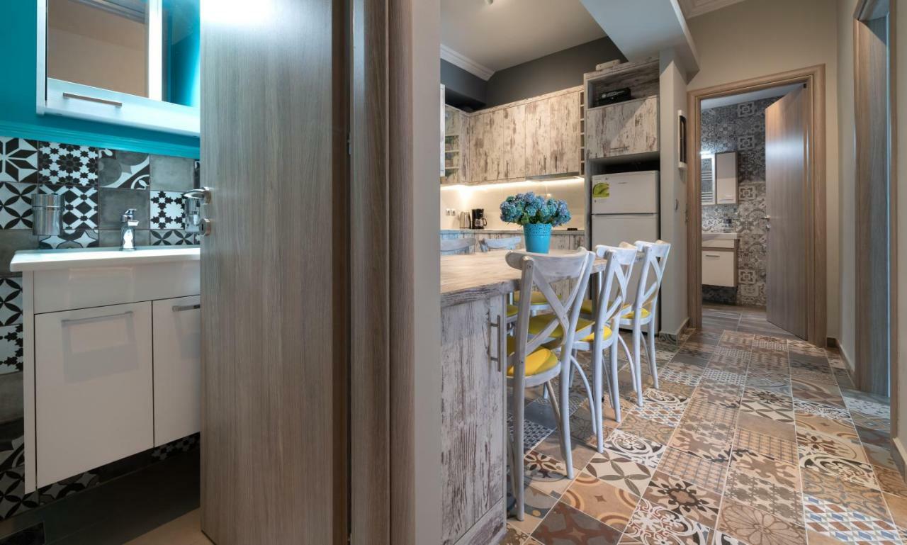 Apartamento Modern & Stylish Apt At The Heart Of Atenas Exterior foto