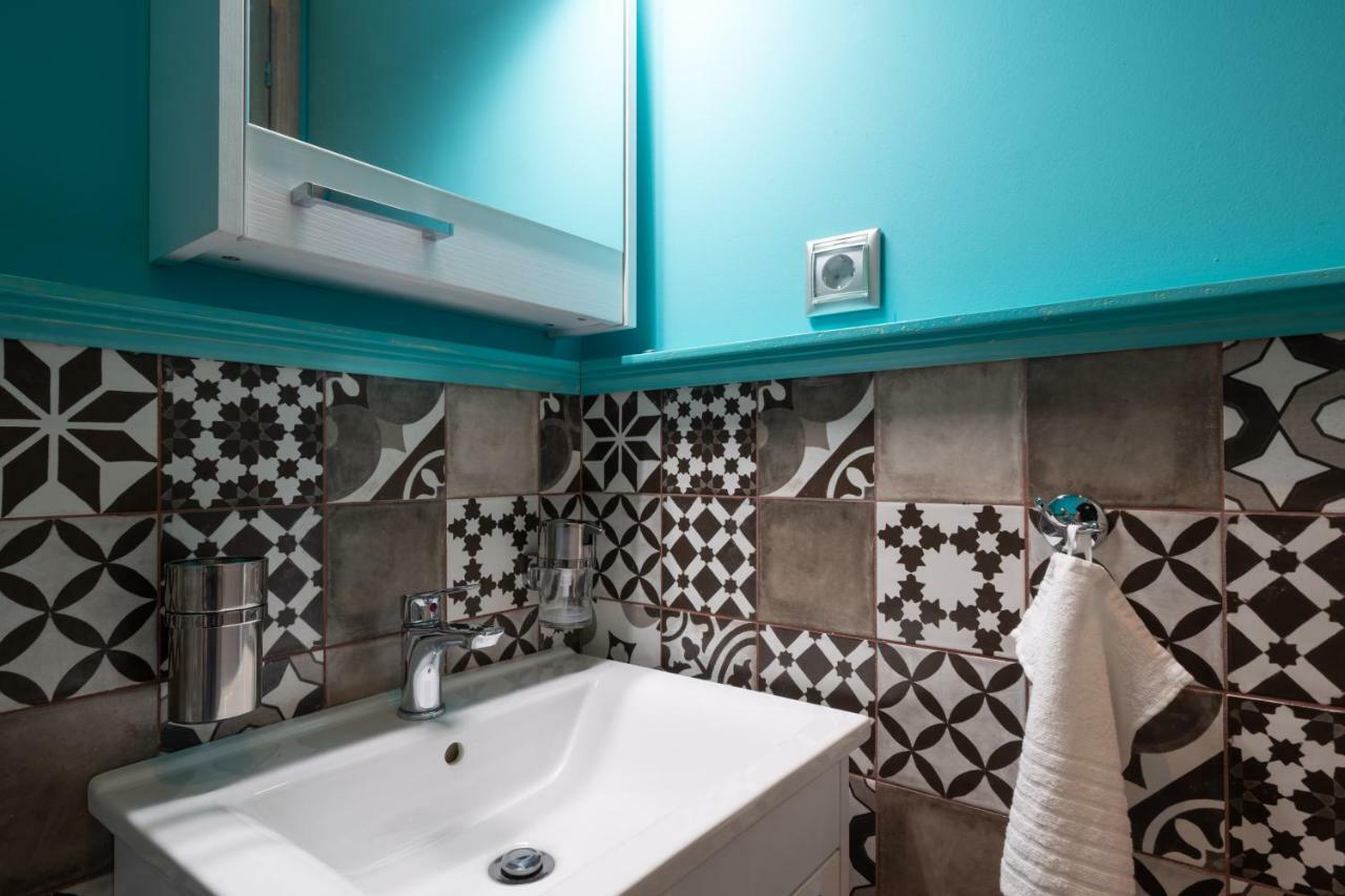 Apartamento Modern & Stylish Apt At The Heart Of Atenas Exterior foto